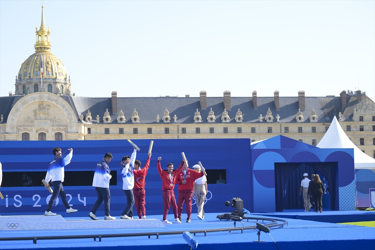 Fransa'da düzenlenen Paris 2024 Olimpiyat Oyunları'nın üçüncü gününde Okçuluk Klasik Yay Takım...