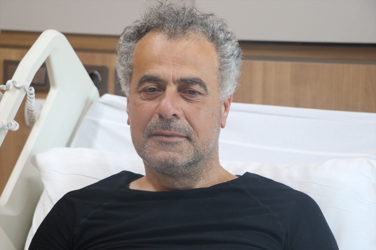 Hollanda'dan 2 çocuğuyla gelip grup halinde Ağrı Dağı'na tırmandıktan sonra 2 arkadaşını kaybeden...