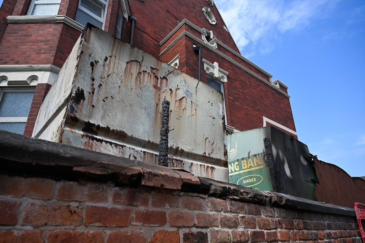 İngiltere'nin Southport kentinde 3 çocuğun öldürüldüğü, 8'i çocuk 10 kişinin yaralandığı bıçaklı...