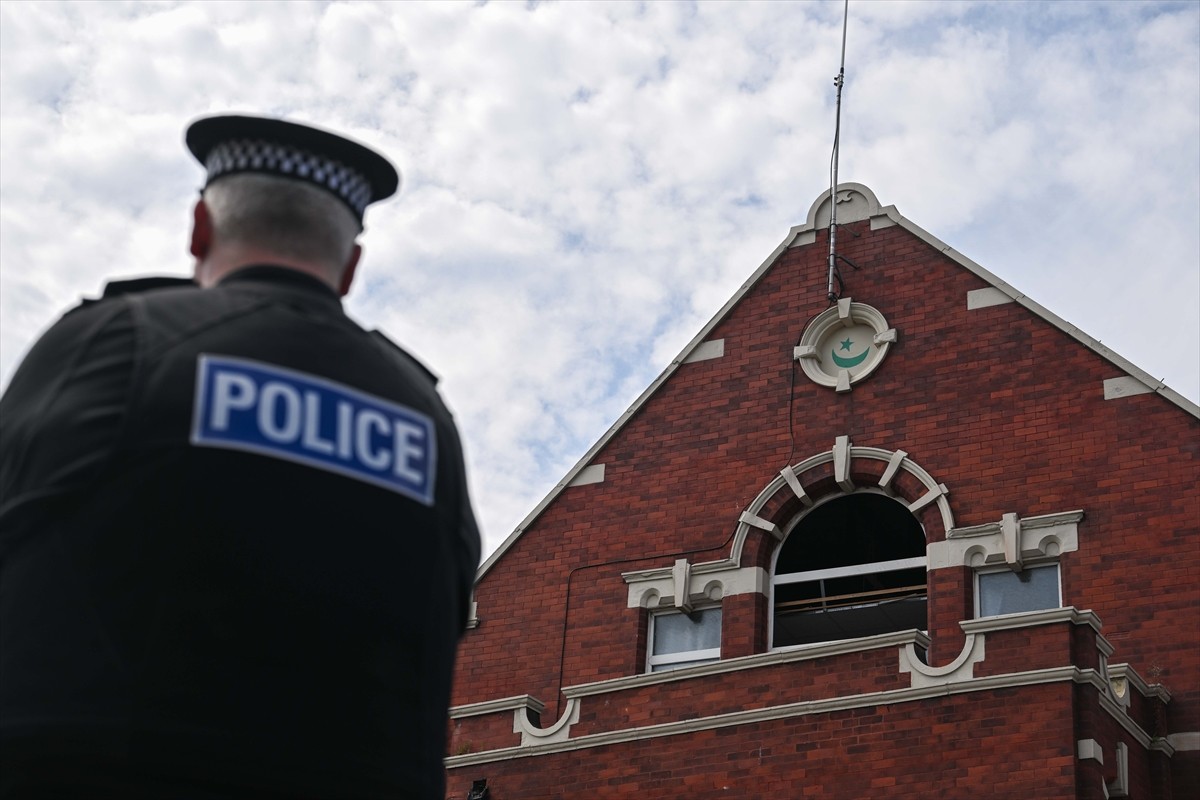 İngiltere'nin Southport kentinde 3 çocuğun öldürüldüğü, 8'i çocuk 10 kişinin yaralandığı bıçaklı...