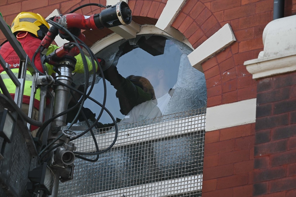 İngiltere'nin Southport kentinde 3 çocuğun öldürüldüğü, 8'i çocuk 10 kişinin yaralandığı bıçaklı...