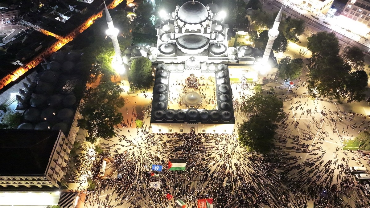 İnsan Hak ve Hürriyetleri İnsani Yardım Vakfı ile Gazze Dayanışma Platformu'nun da aralarında...