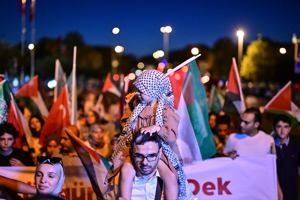 İnsan Hak ve Hürriyetleri İnsani Yardım Vakfı ile Gazze Dayanışma Platformu'nun da aralarında...