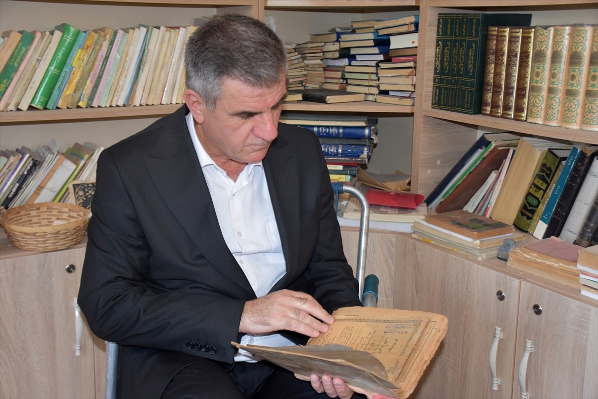 Irak’ın Duhok kentinde yaşayan din adamı Şeyh Zeyd Muhammed Faris, babasının 1936'dan itibaren...