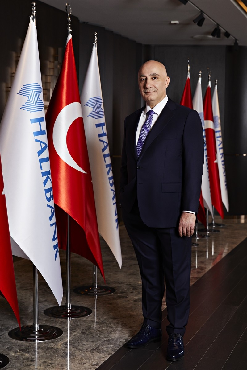 İş hayatında cinsiyet eşitliğini ve kadının güçlenmesini ön planda tutan şirketlere yatırım yapma...