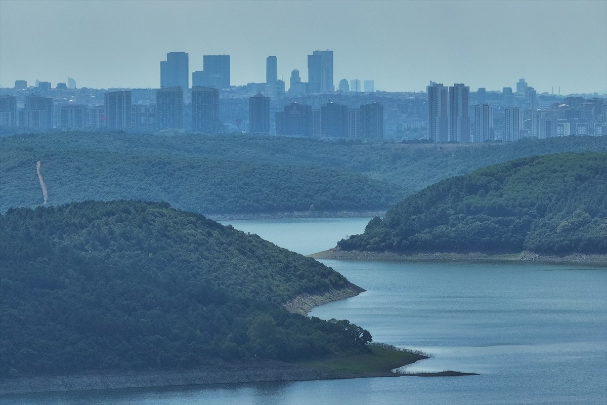 İstanbul Su ve Kanalizasyon İdaresi (İSKİ) verilerine göre, barajlardaki su doluluk oranı yüzde...