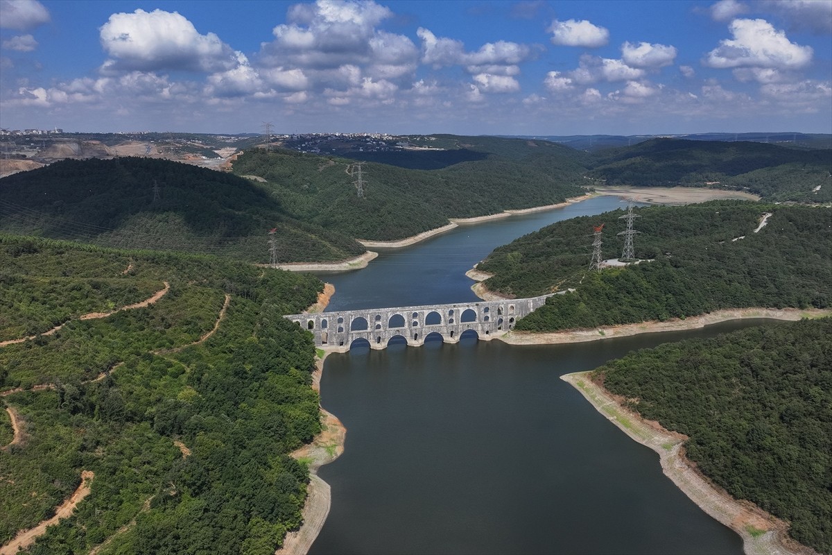 İstanbul Su ve Kanalizasyon İdaresi (İSKİ) verilerine göre, barajlardaki su doluluk oranı yüzde...