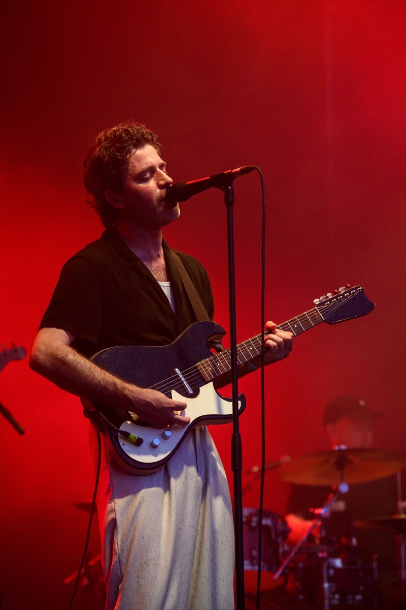 İzlandalı rock grubu Kaleo, KüçükÇiftlik Bahçe'de müzikseverlerle buluştu. Grup "Lonely Cowboy" ve...