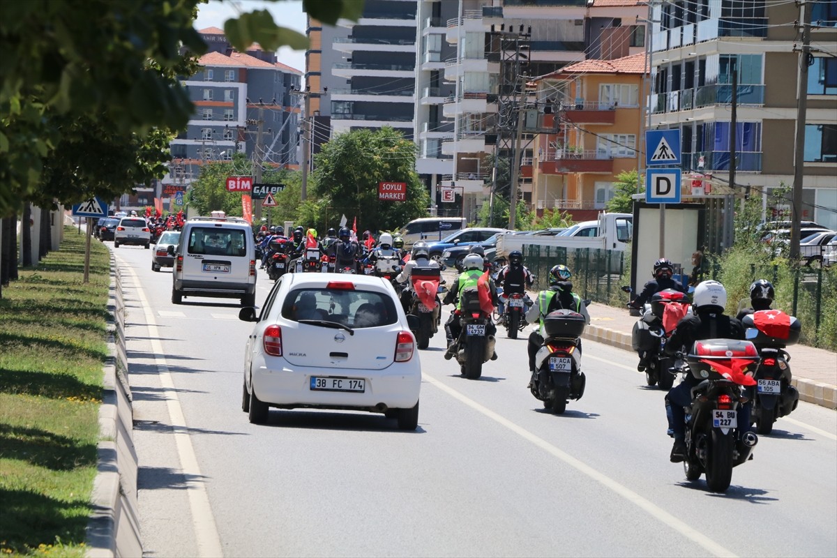 Kurtuluş Savaşı'nda, İstanbul ve Rusya'dan deniz yoluyla İnebolu Limanı'na gelen cephanelerin...