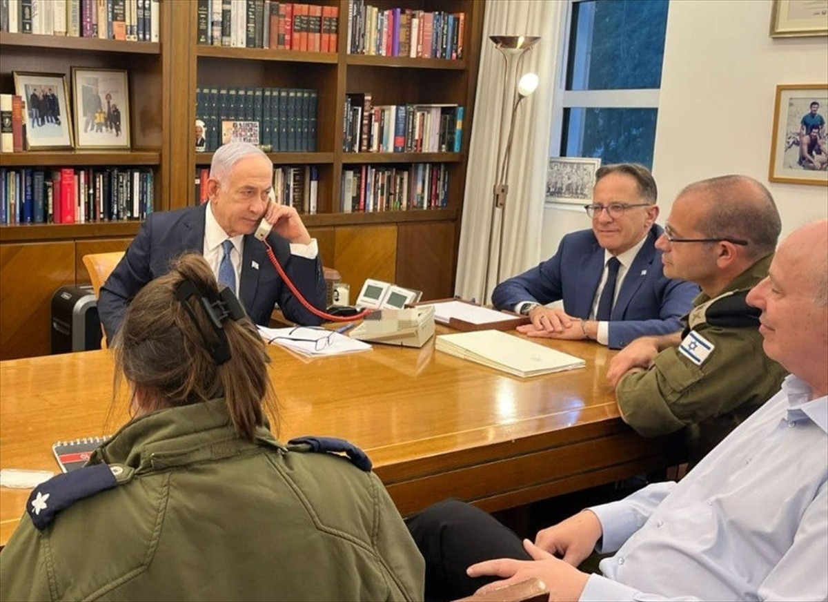 Lübnan'ın başkenti Beyrut'a düzenlenen saldırı sonrası İsrail Başbakanlık Basın Ofisi, Başbakan...