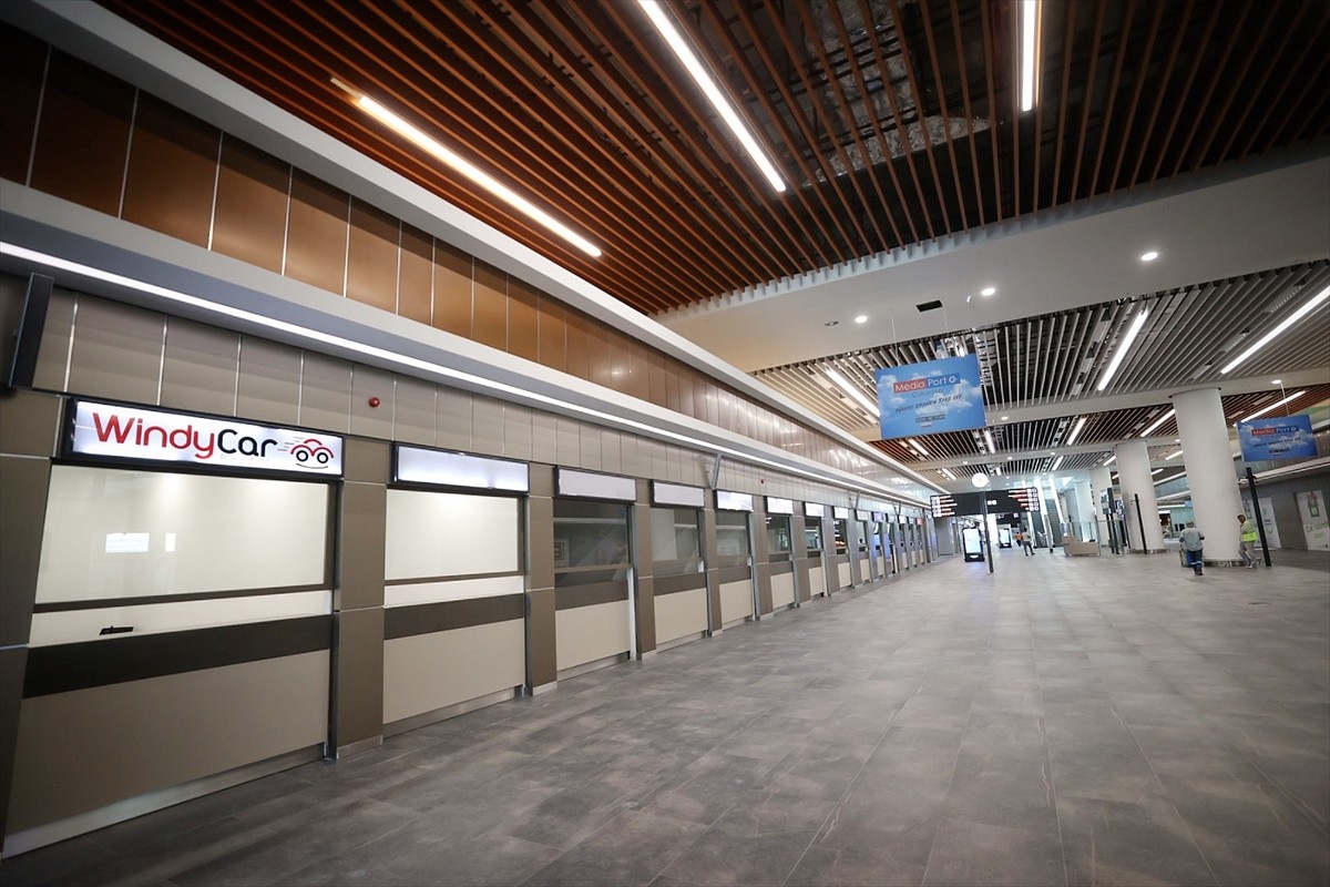 Mersin'de yapılan Çukurova Uluslararası Havalimanı'nın resmi açılışının, 10 Ağustos'ta...