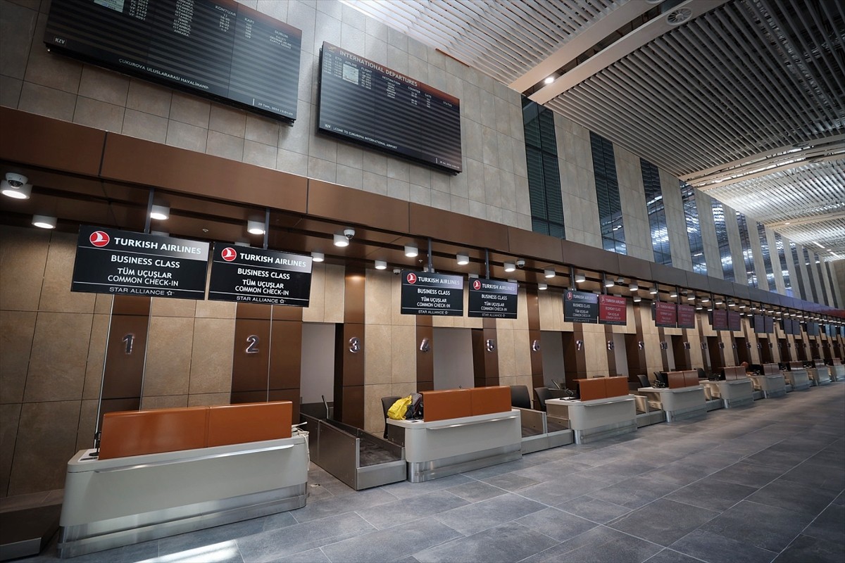 Mersin'de yapılan Çukurova Uluslararası Havalimanı'nın resmi açılışının, 10 Ağustos'ta...