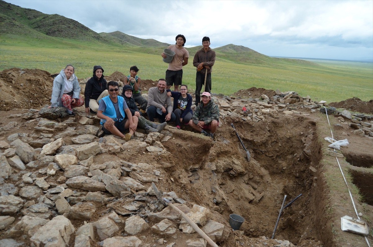 Moğolistan Kültür ve Sanat Üniversitesi ile İstanbul Üniversitesi işbirliğinde konar göçerlerin...