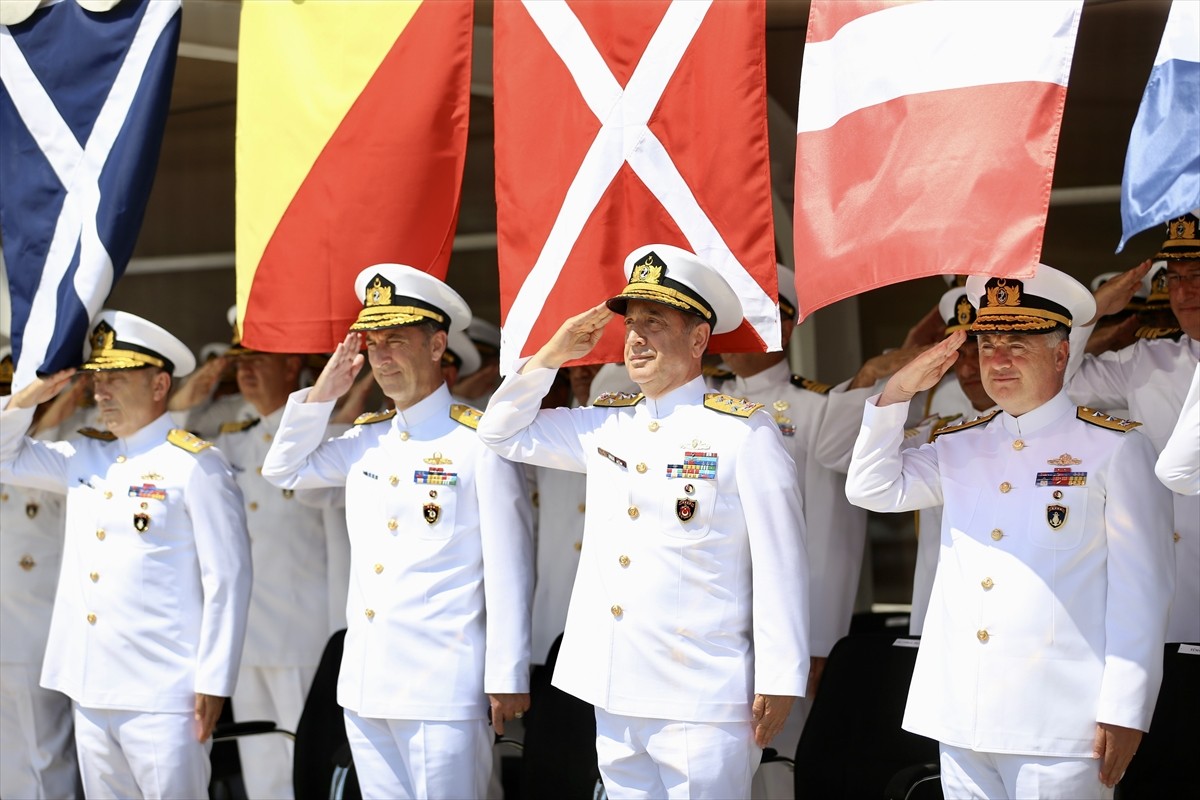 Muğla'nın Marmaris ilçesindeki Aksaz Deniz Üssü'nde, TCG Kuşadası ve TCG Kumkale gemilerinin Katar...