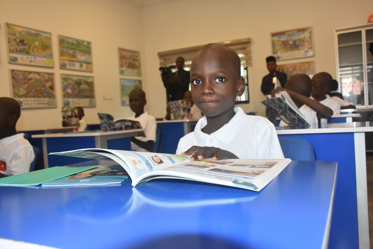 Nijerya Devlet Başkanı Bola Ahmed Tinubu'nun eşi Oluremi Tinubu, Nijerya'nın başkenti Abuja'daki...