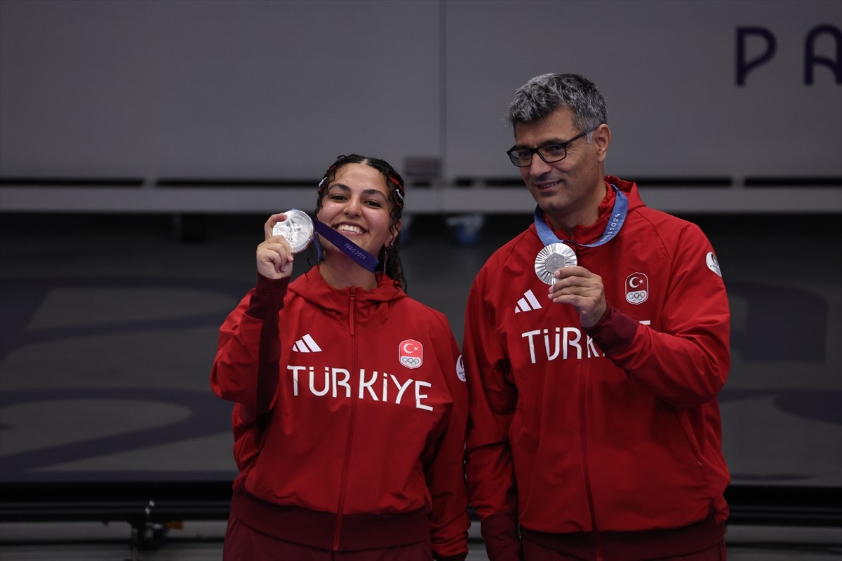 Paris 2024 Olimpiyat Oyunları'nda Yusuf Dikeç ve Şevval İlayda Tarhan'dan oluşan atıcılık milli...