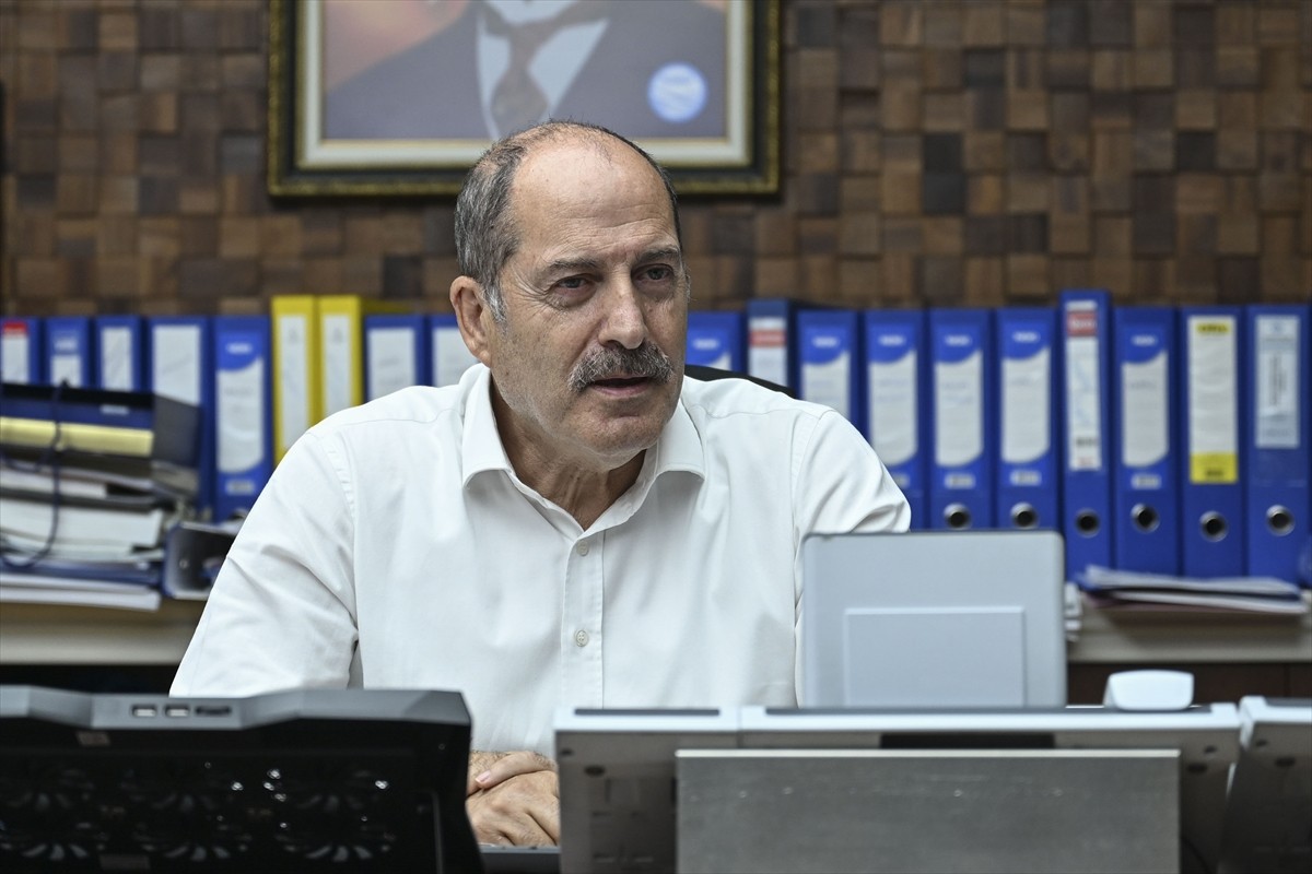 Sincan'a bağlı Saraycık Mahallesi'nde 5 gündür süregelen su kesintisi mahalle sakinlerini mağdur...