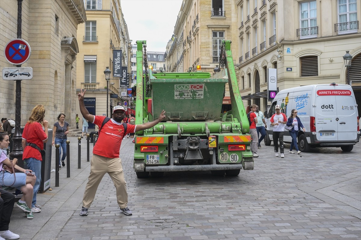Tarihteki 33. olimpiyatlara ev sahipliği yapacak Fransa'nın başkenti Paris'te hazırlıklar son...