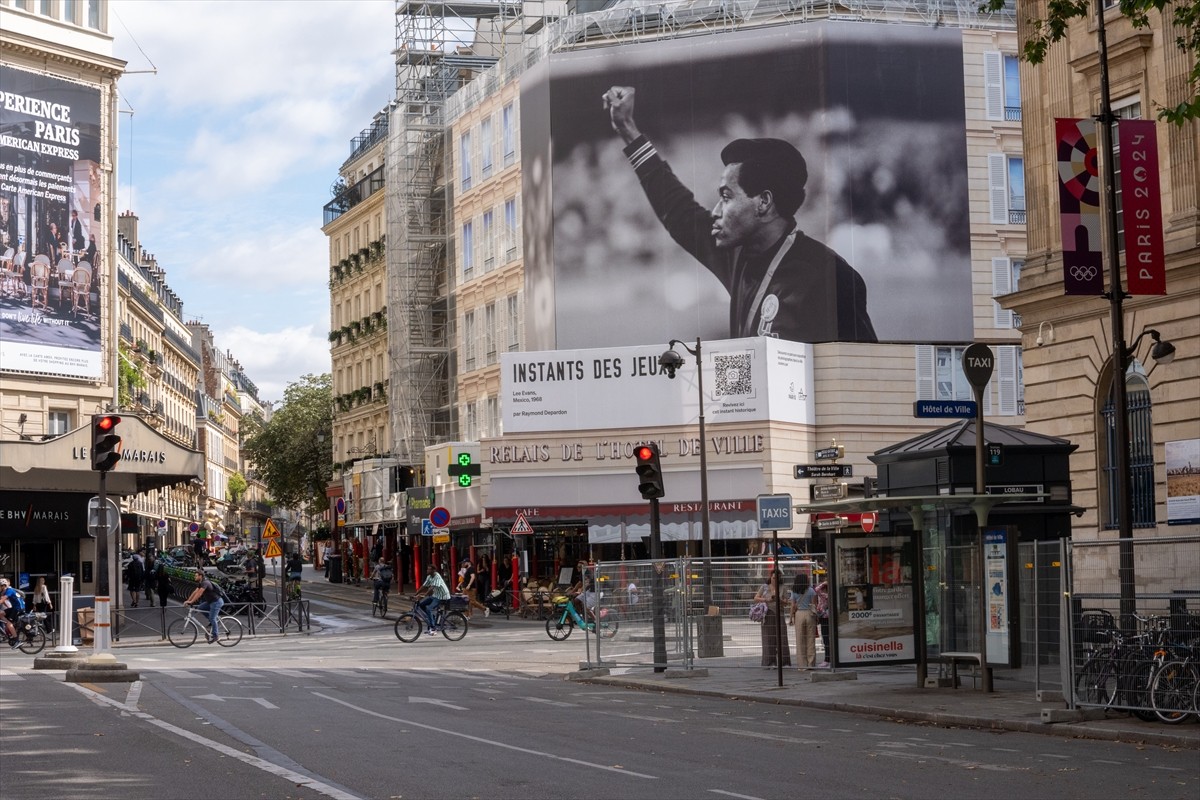 Tarihteki 33. olimpiyatlara ev sahipliği yapacak Fransa'nın başkenti Paris'te hazırlıklar son...