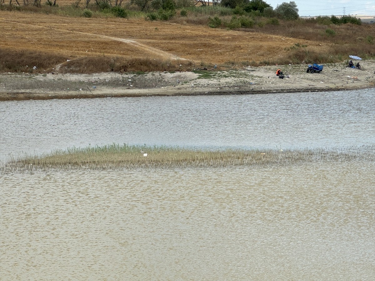 Tekirdağ'ın Marmaraereğlisi ilçesindeki sulama için kullanılan ve ilçedeki bazı mahallere içme...