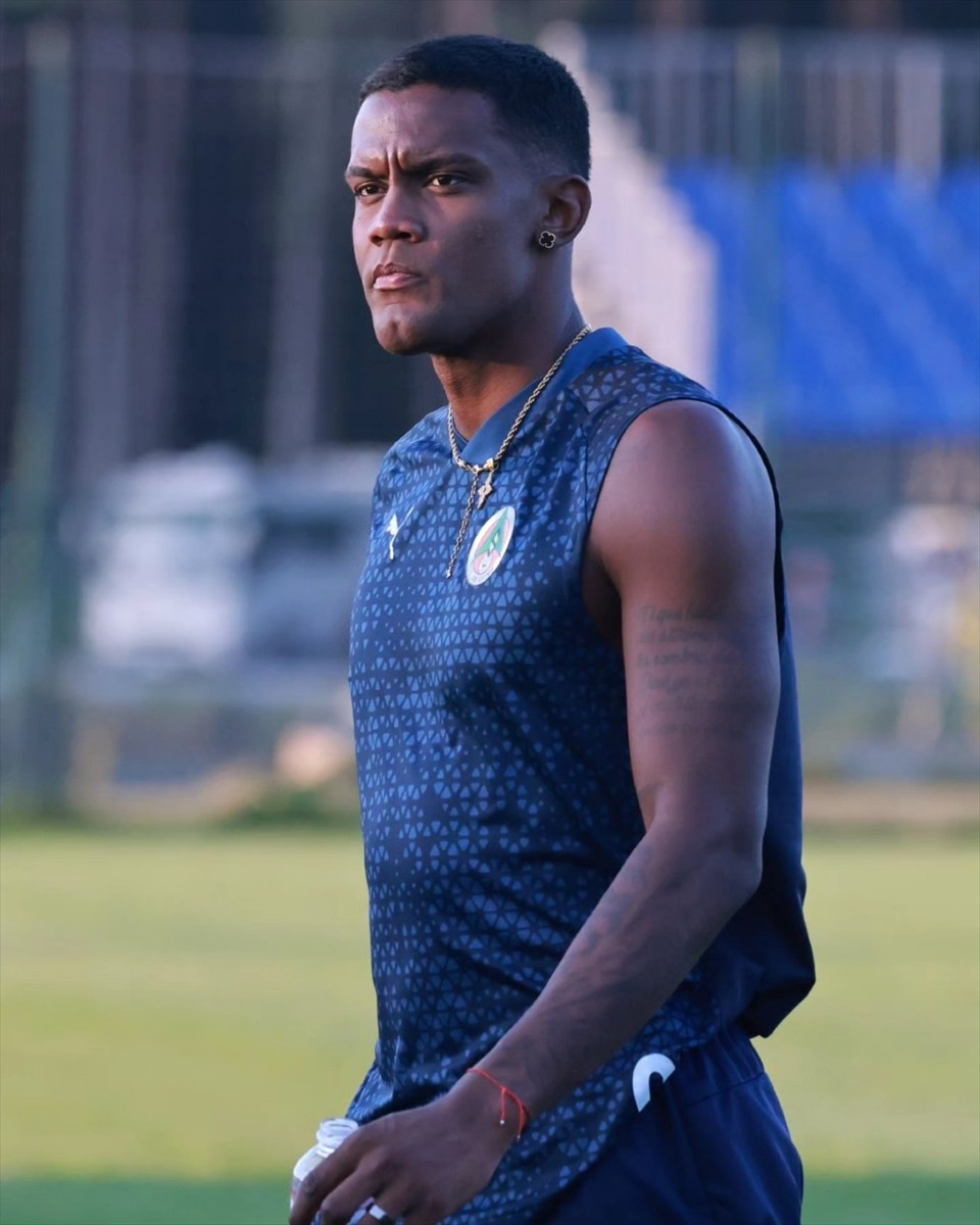 Trendyol Süper Lig ekiplerinden Corendon Alanyaspor, yeni sezon hazırlıklarının 2. etabı için...