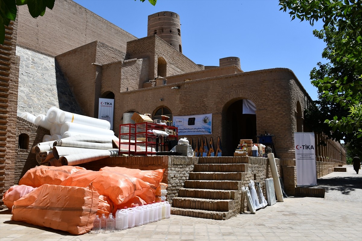 Türk İşbirliği ve Koordinasyon Ajansı Başkanlığı (TİKA), Afganistan'ın batısındaki Herat...
