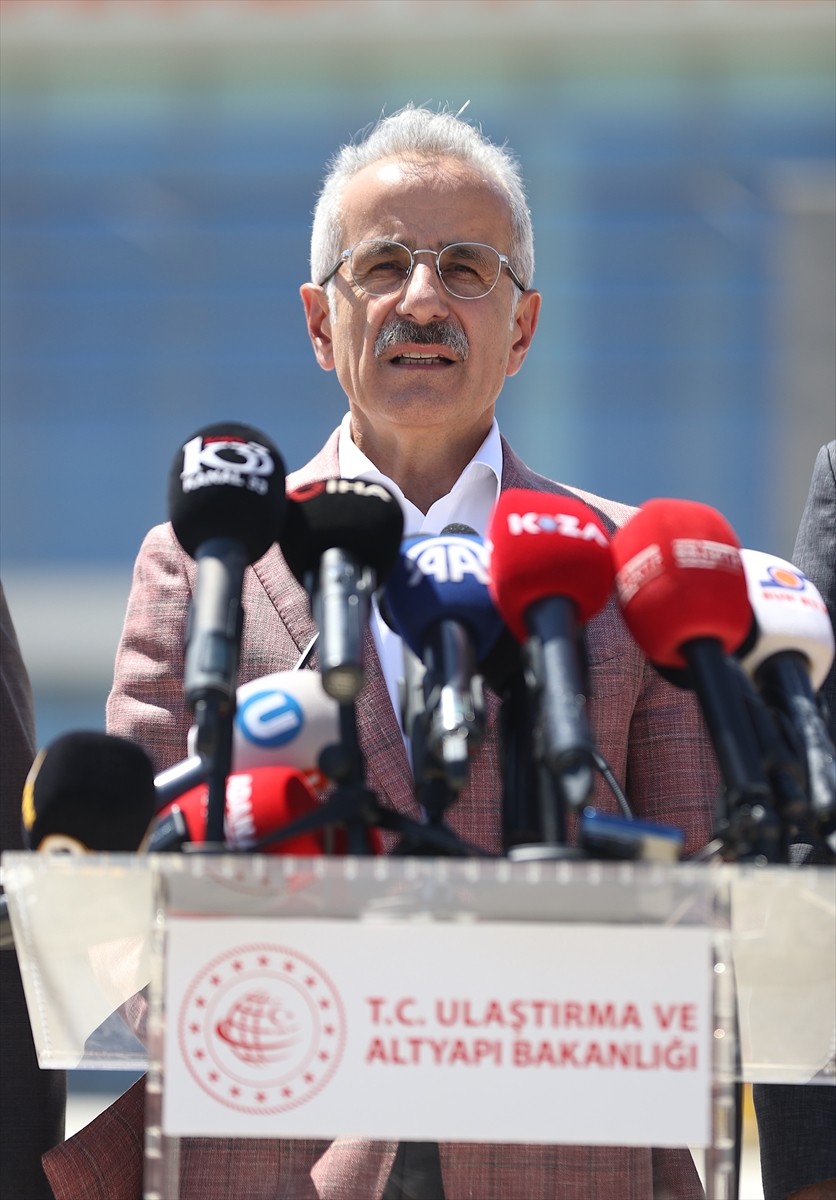 Ulaştırma ve Altyapı Bakanı Abdulkadir Uraloğlu, 10 Ağustos'ta Cumhurbaşkanı Recep Tayyip...