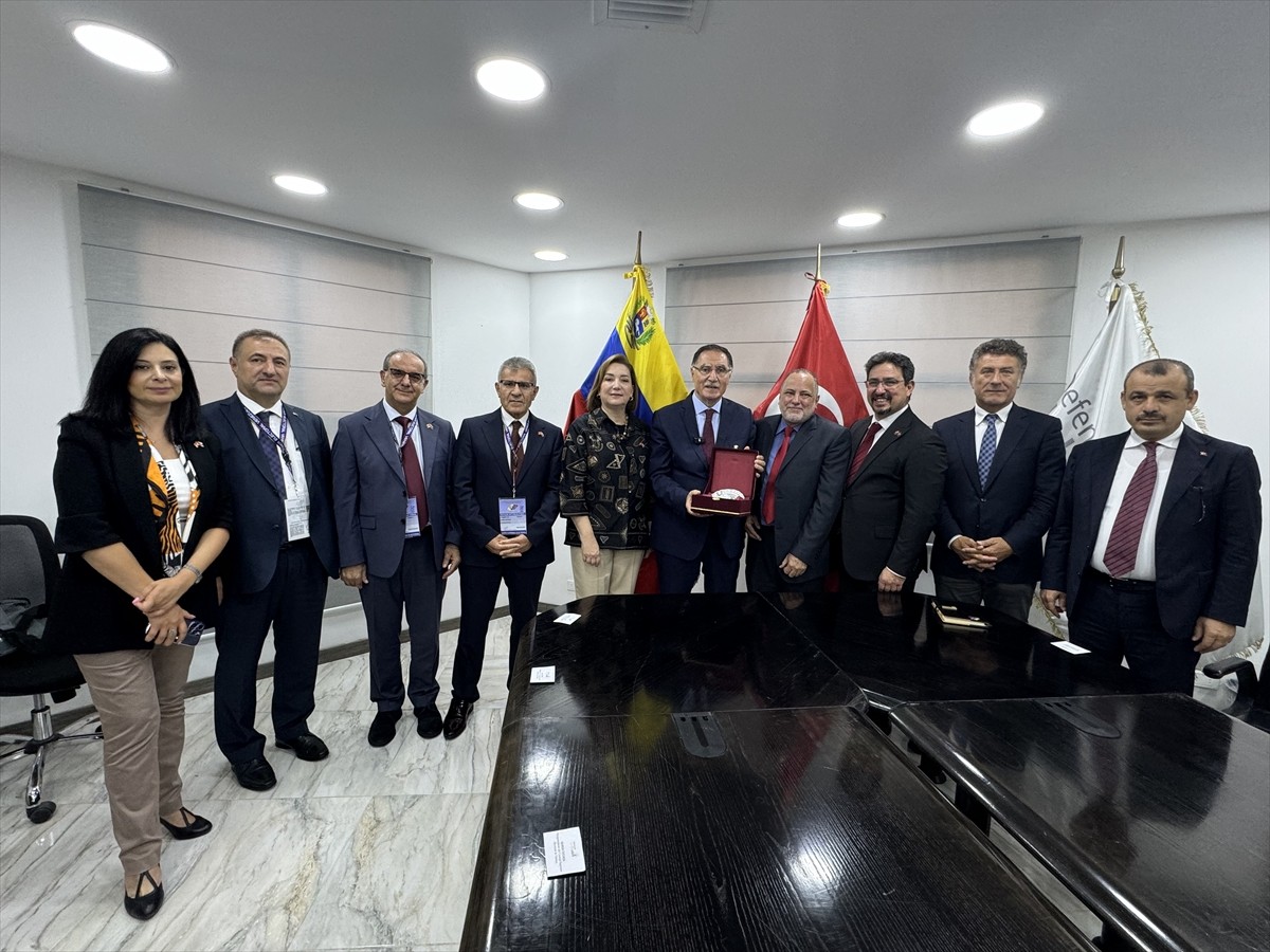 Venezuela'daki devlet başkanı seçimlerini gözlemlemek amacıyla ülkeye gelen TBMM, Yüksek Seçim...