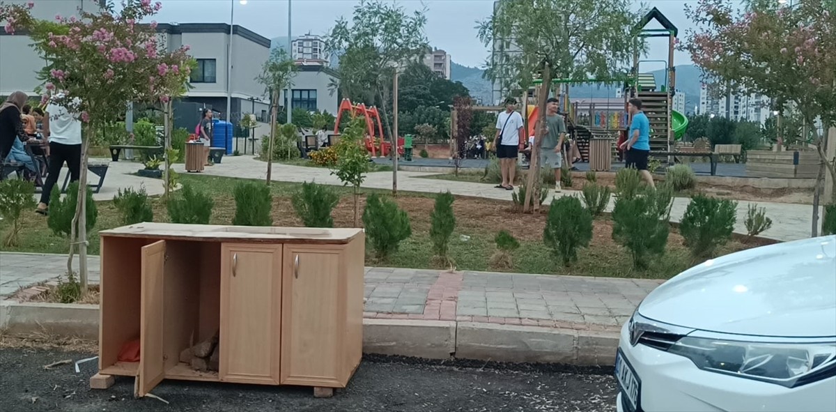 Adana'nın Kozan ilçesinde saat 05.32'de 4,6 büyüklüğünde deprem meydana geldi. Vatandaşlar...