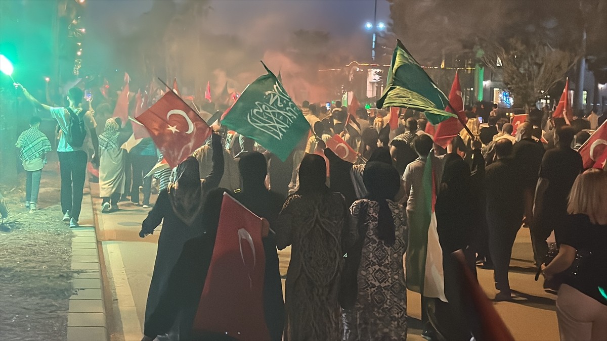 Adana, Hatay, Mersin ve Osmaniye'de bazı sivil toplum kuruluşları, Hamas Siyasi Büro Başkanı...