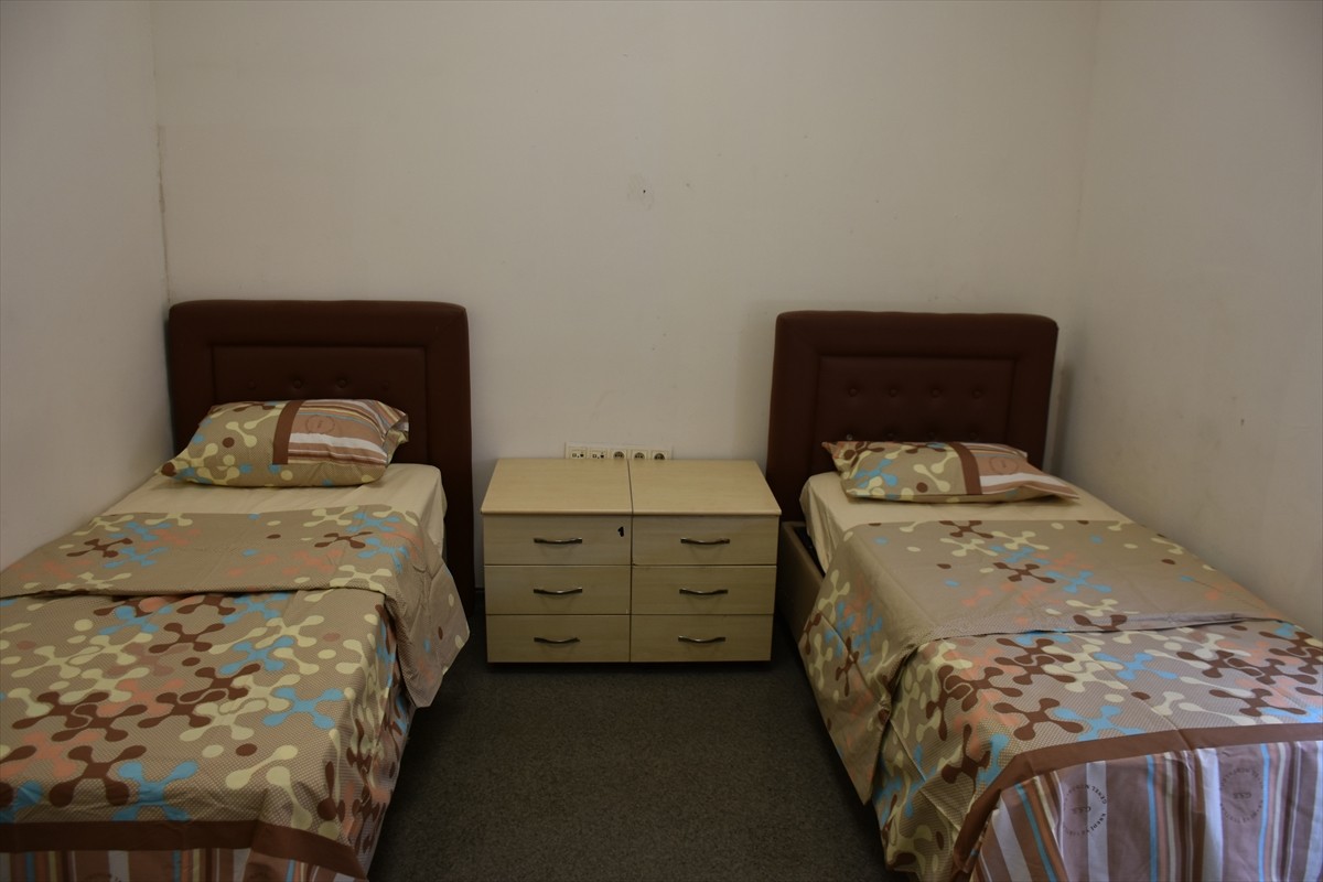 Adıyaman'da 6 Şubat 2023’deki Kahramanmaraş merkezli depremlerde afetzedelere ev sahipliği yapan...