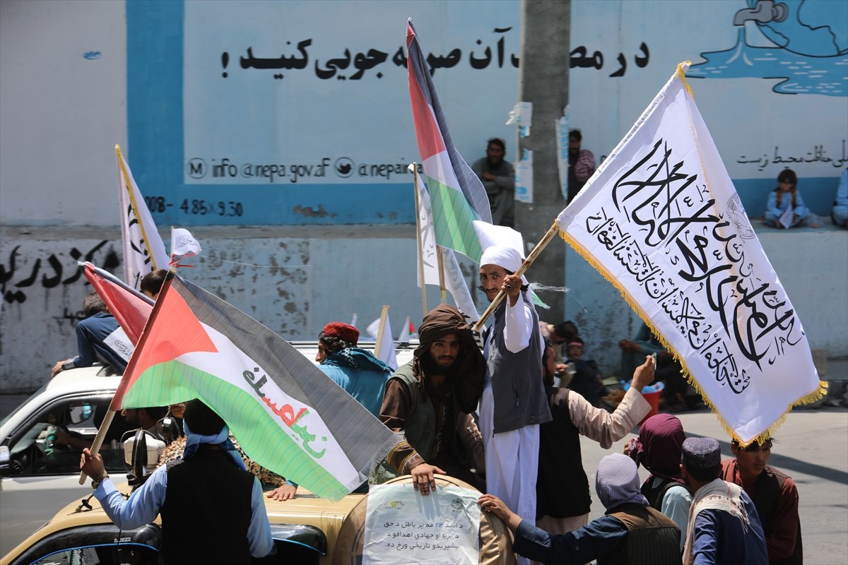 Afganistan yönetimi, bir zamanlar ABD'nin askeri üs olarak kullandığı Begram Hava Üssü'nde...
