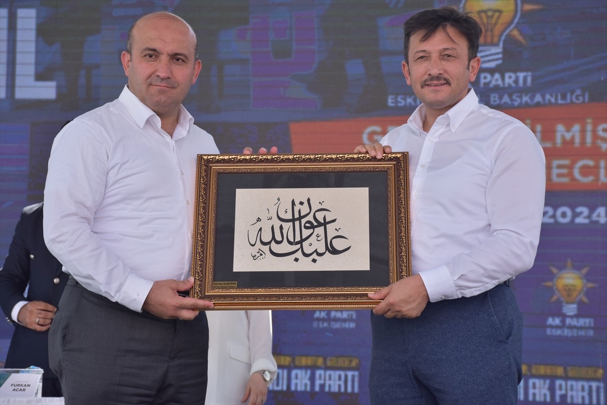 AK Parti Eskişehir İl Teşkilatınca, partinin 23'üncü kuruluş yıl dönümü nedeniyle Orman...