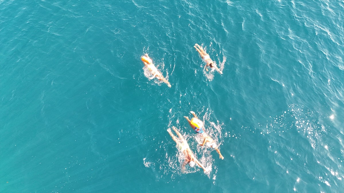 Bitlis'in Tatvan ilçesinde Vangölü Aktivistleri Derneği üyeleri, Avrupalı Seçkin Destinasyonlar...