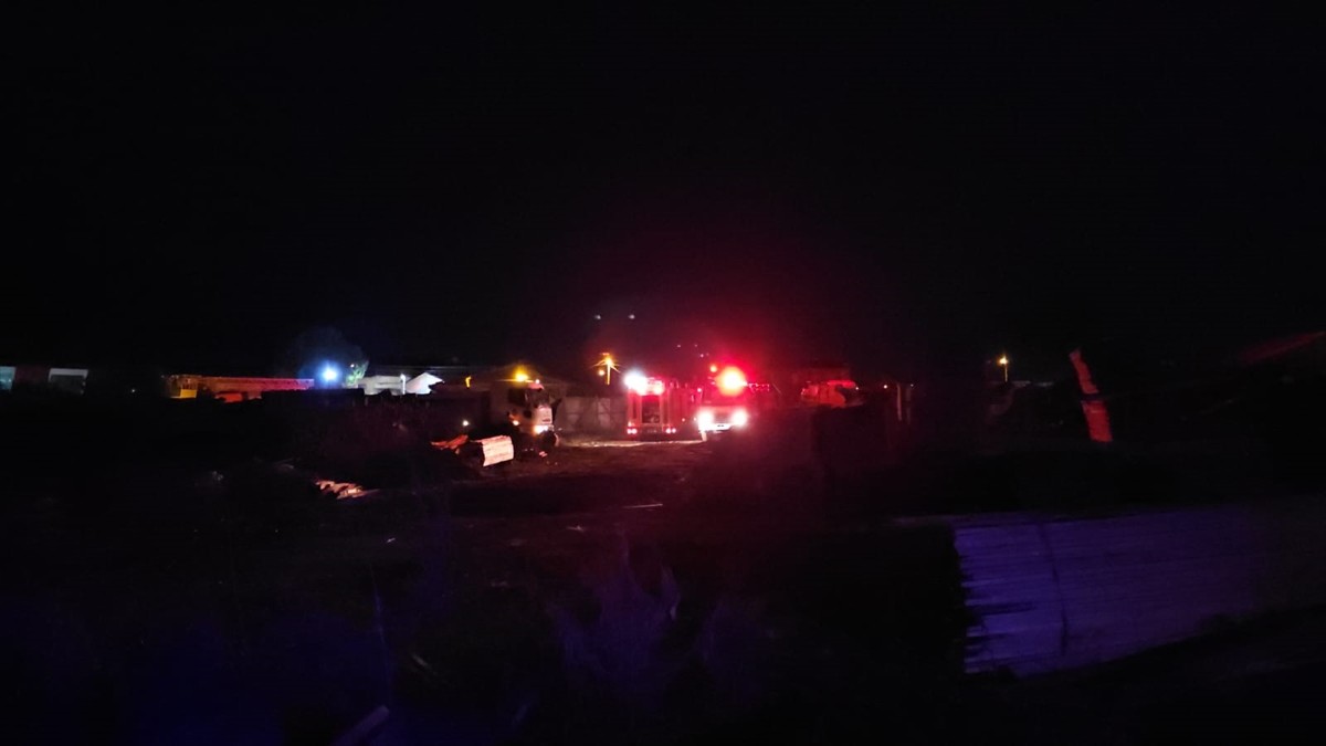 Çorum’da Keresteciler Sitesi’nde çıkan yangın hasara neden oldu.