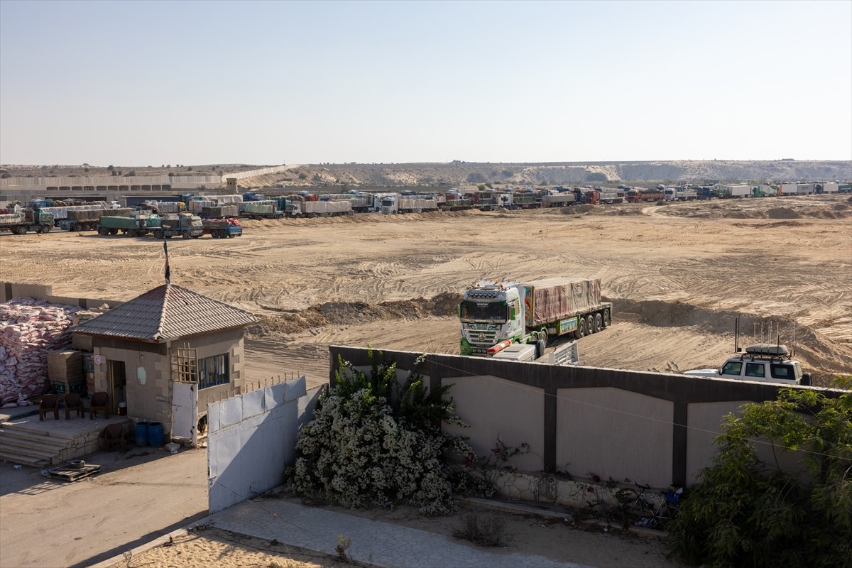Dışişleri Bakanı Hakan Fidan, Mısır Dışişleri Bakanı Bedir Abdulati'nin daveti üzerine gittiği...