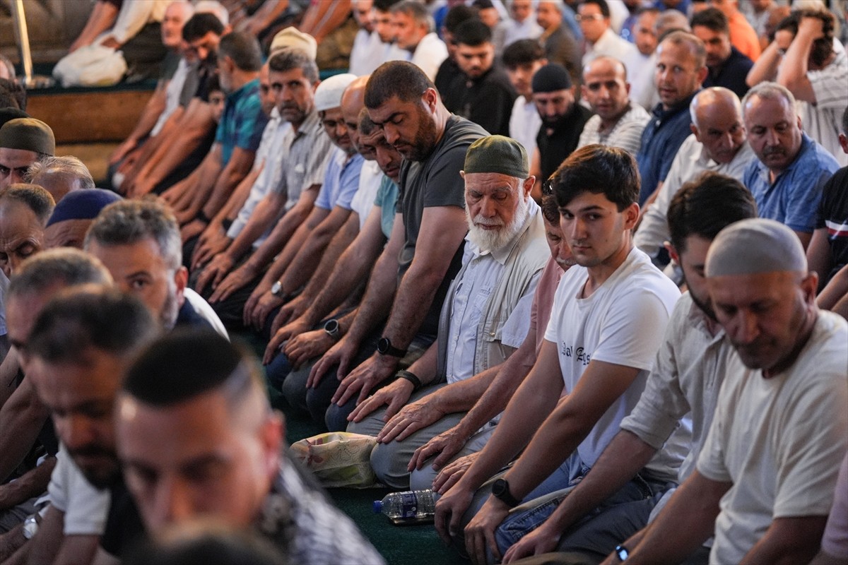 Diyanet İşleri Başkanı Prof. Dr. Ali Erbaş, Ayasofya-i Kebir Cami-i Şerifi'nde cuma namazında...