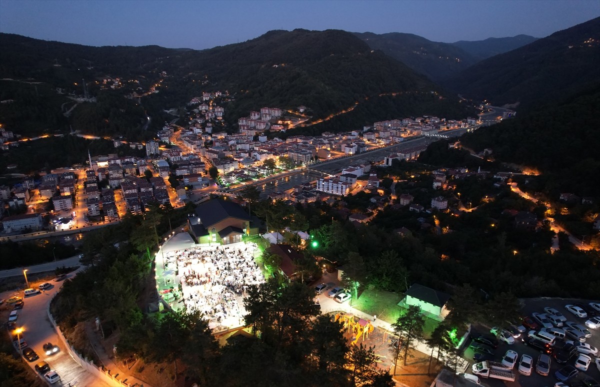 Ezine Çayı'nın 2021'de taşması sonucu sel felaketinin vurduğu Kastamonu'nun Bozkurt ilçesi...