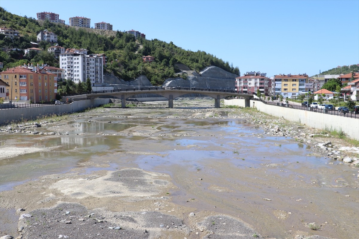 Ezine Çayı'nın 2021'de taşması sonucu sel felaketinin vurduğu Kastamonu'nun Bozkurt ilçesi...
