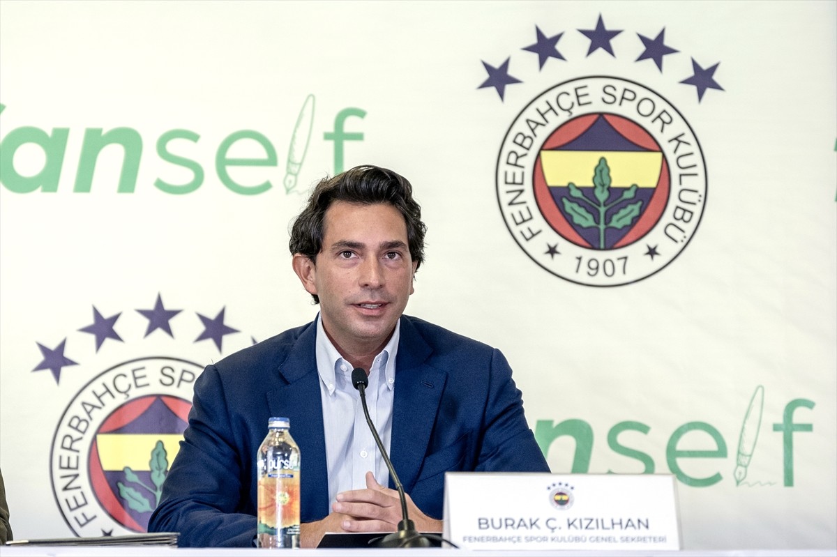 Fenerbahçe ile taraftar platformu Fanself arasında işbirliği anlaşması imzalandı. Ülker...