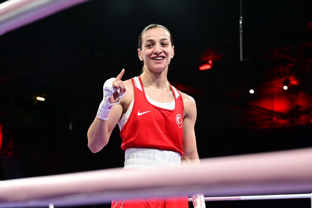 Fransa'nın Villepinte kentindeki North Paris Arena'da düzenlenen Paris 2024 Olimpiyat Oyunları'nda...