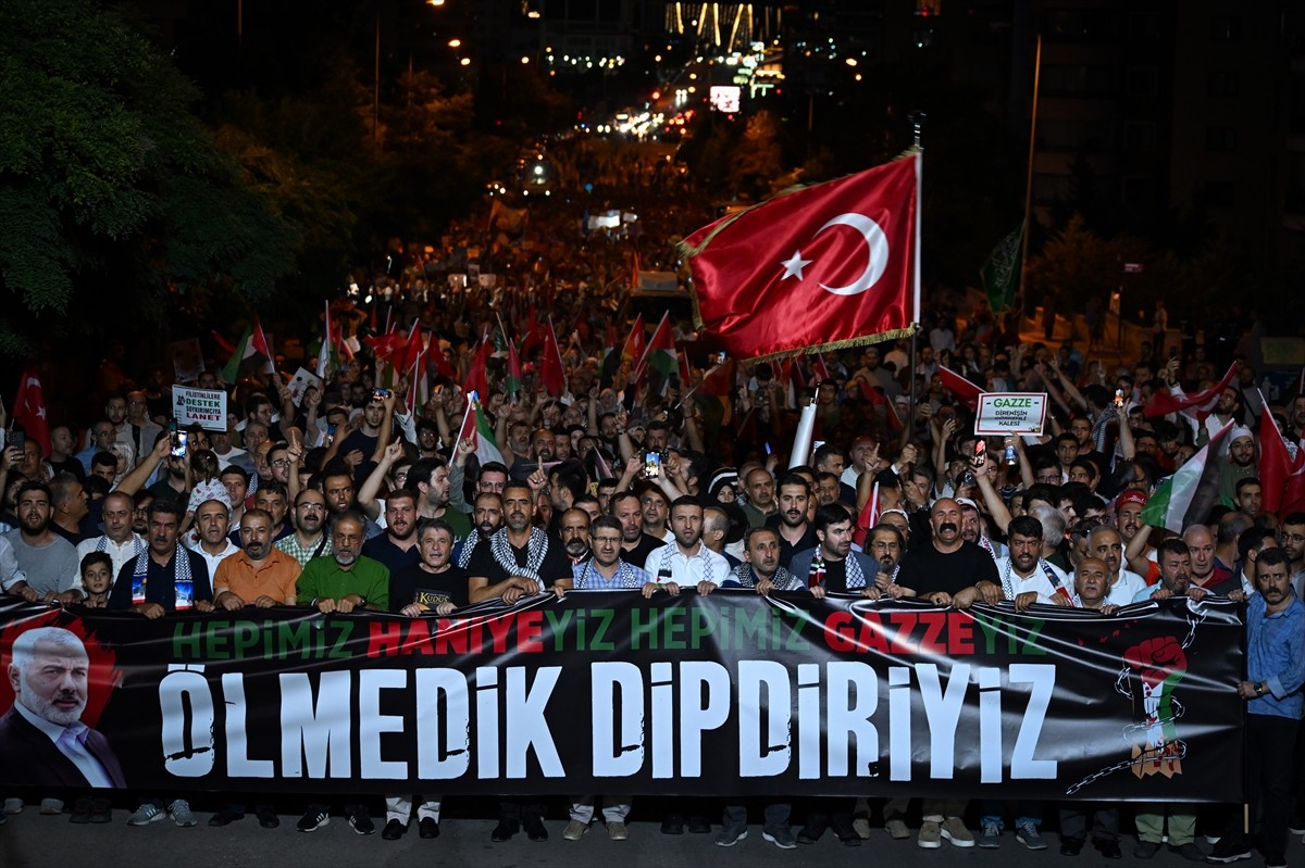 Hamas Siyasi Büro Başkanı İsmail Heniyye'nin İran'ın başkenti Tahran'da suikasta uğramadan önce...