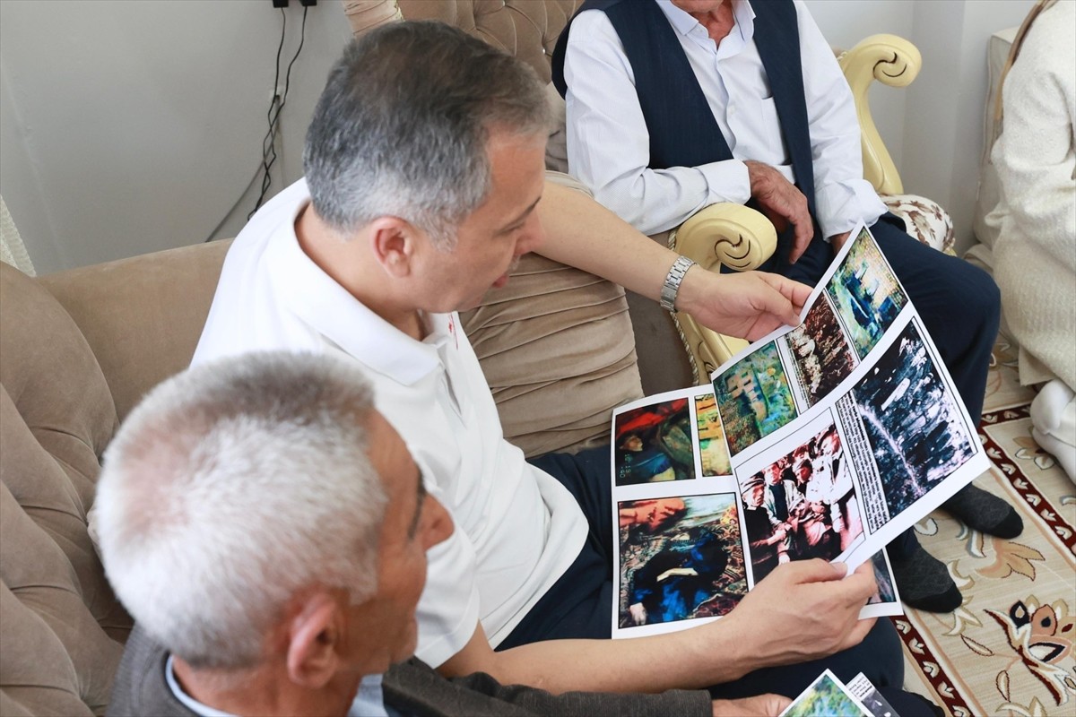 İçişleri Bakanı Ali Yerlikaya, Hakkari'nin Yüksekova ilçesindeki İkiyaka köyüne PKK'lı...