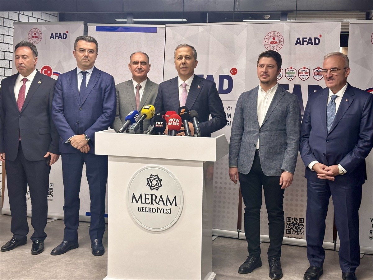 İçişleri Bakanı Ali Yerlikaya, Meram Belediyesi Tantavi Kültür ve Sanat Merkezi'nde düzenlenen "6...