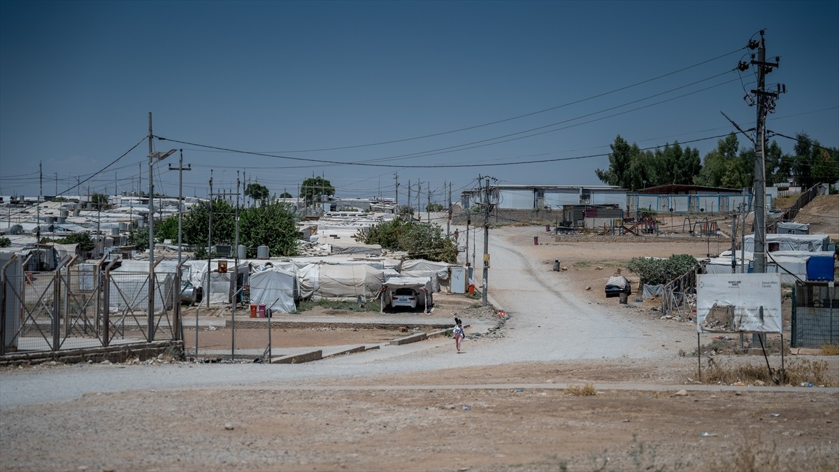 Irak'ın Musul kentine bağlı Sincar ilçesinden 10 yıl önce terör örgütü DEAŞ'ın işgali nedeniyle...