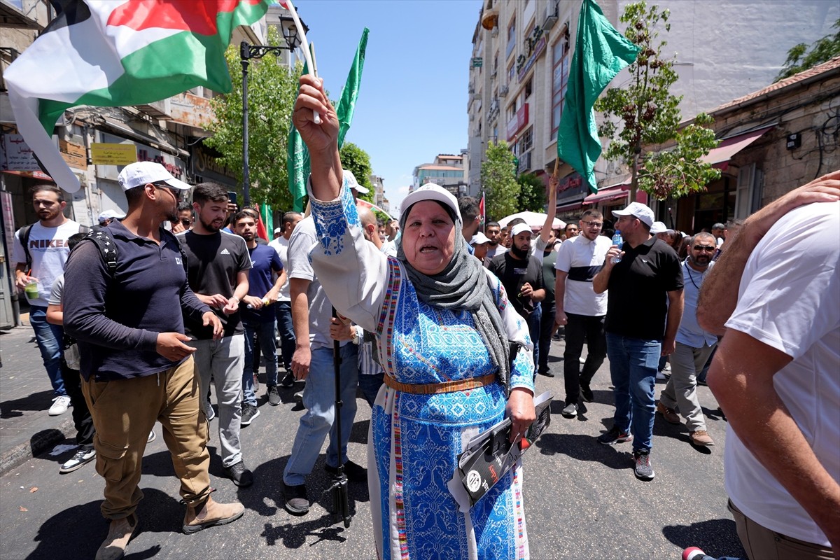 İşgal alındaki Batı Şeria'da "Gazze'ye ve İsrail Hapishanelerindeki Esirlere Destek" gösterileri...