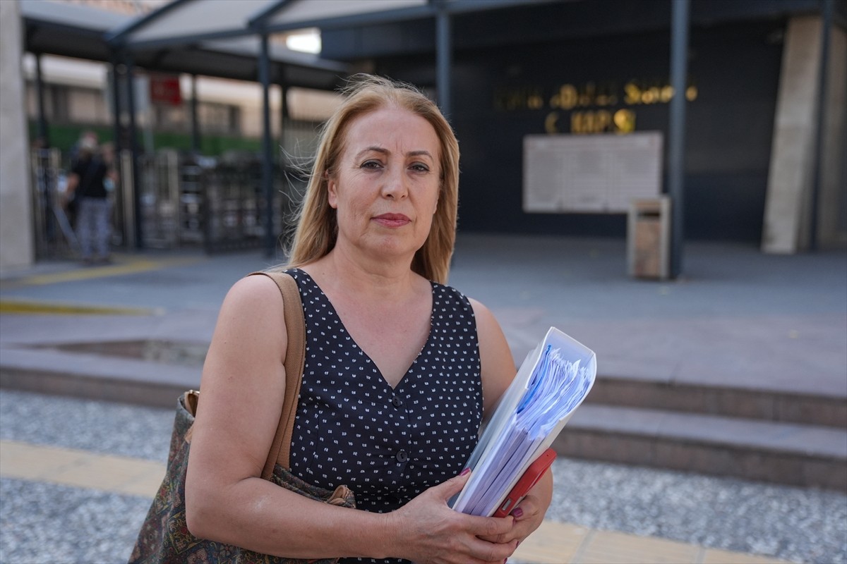 İzmir'in Konak ilçesinde 12 Temmuz'da sağanak sırasında elektrik akımına kapılarak 2 kişinin...