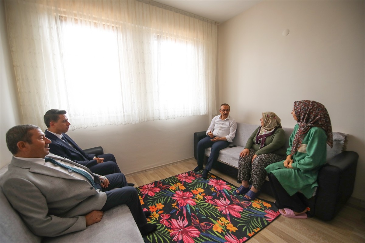 Kahramanmaraş merkezli 6 Şubat 2023'teki depremlerden etkilenen Malatya'nın Darende ilçesinde...