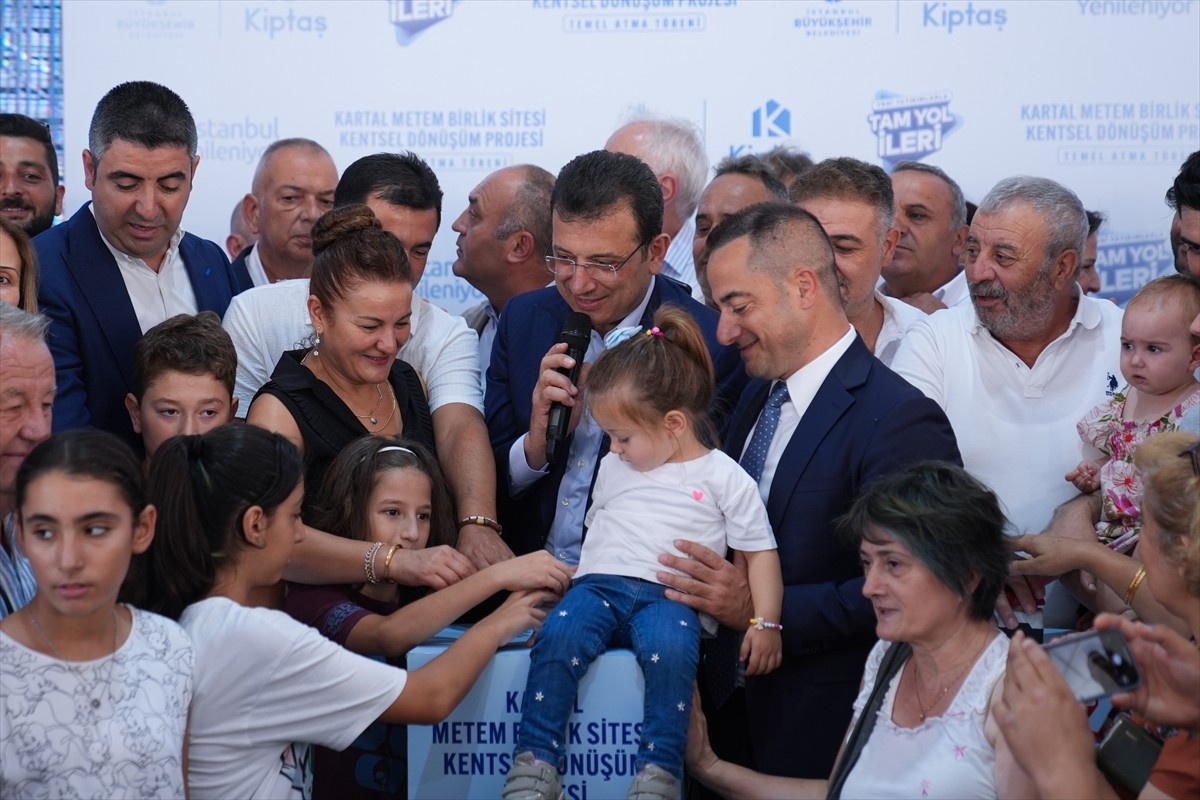 KİPTAŞ tarafından kentsel dönüşüm süreci başlatılan Kartal Metem Birlik Sitesi'nin temel atma...