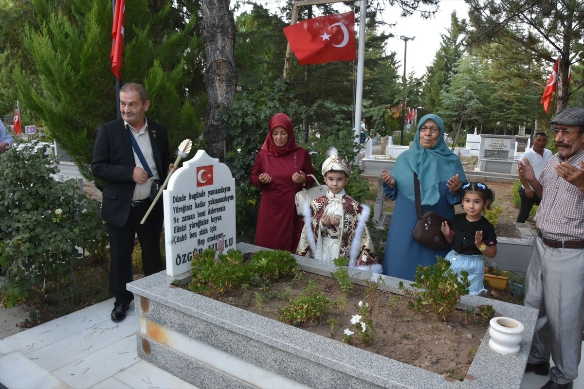 Kırıkkale Valisi Mehmet Makas, Hakkari'nin Çukurca ilçesi Güven Dağı bölgesinde PKK'lı...